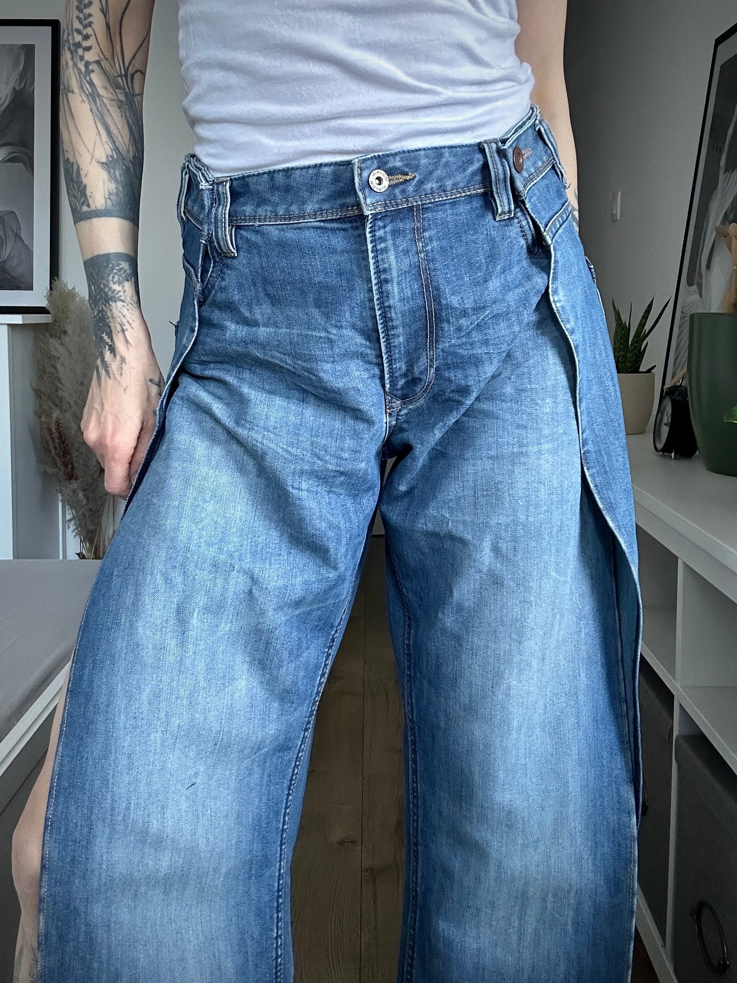 Upcycled jeans DENIM BEAST