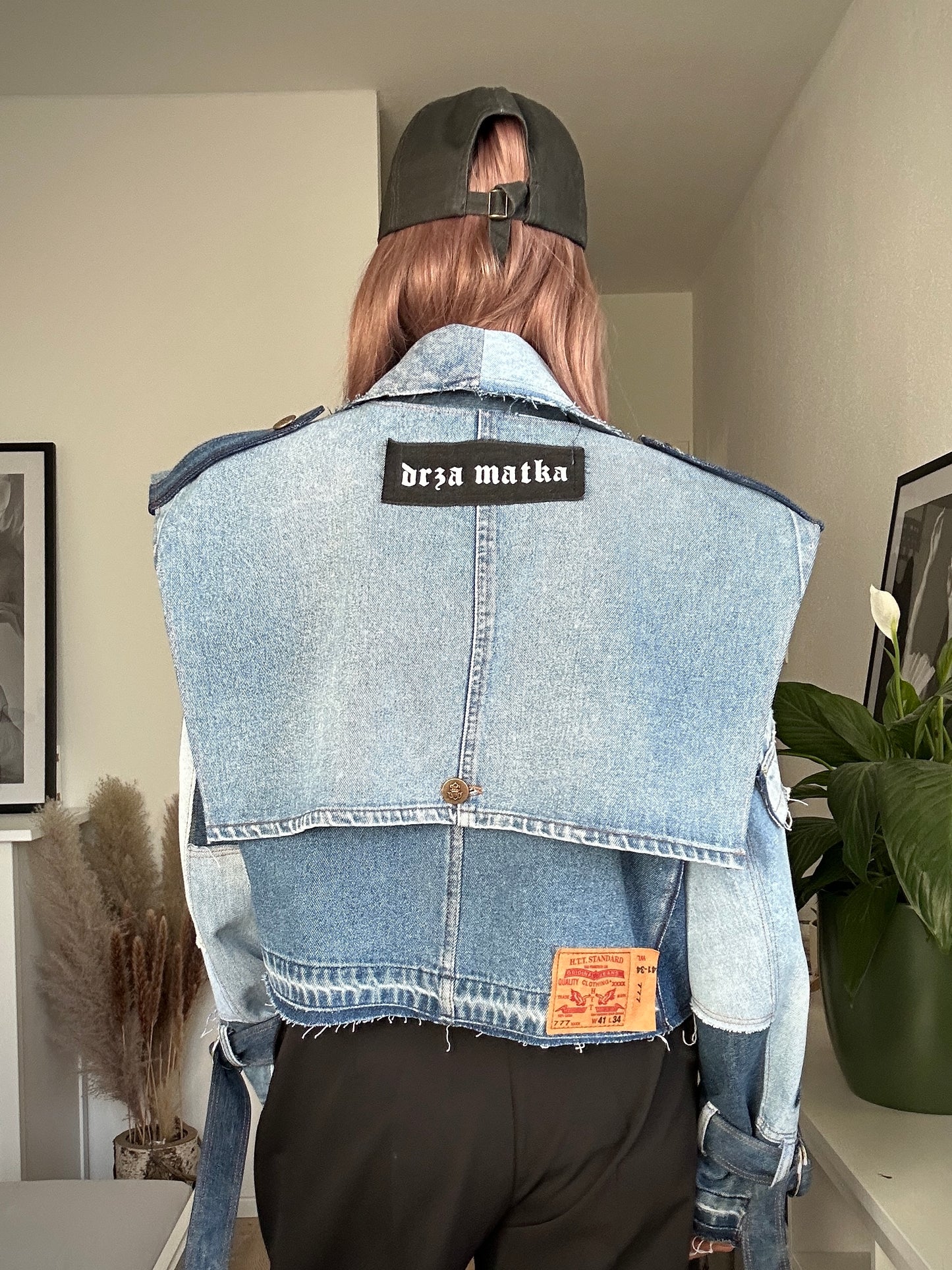 Upcycled trenchcoat PATCHWORK PUNK - cropp