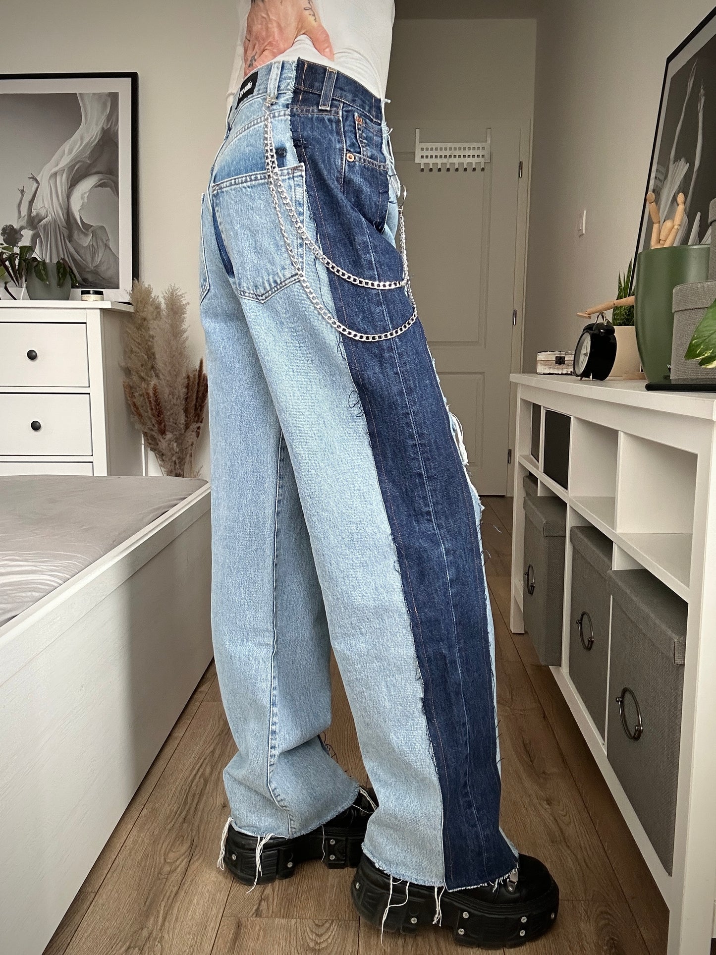 Upcycled jeans DENIM COMA chain