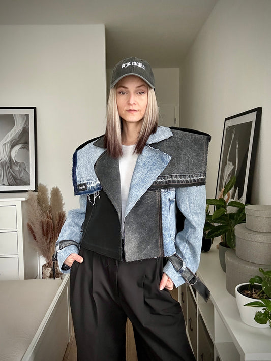 Upcycled trenchcoat PATCHWORK PUNK - cropp (black)