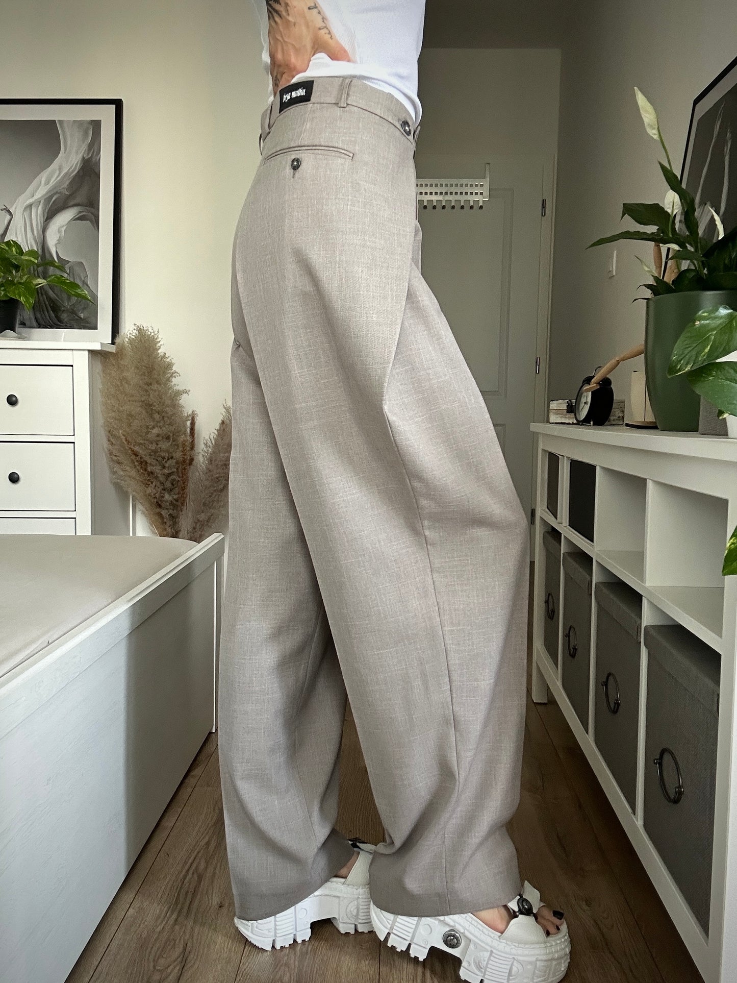 Upcycled pants HEARTBEAT greige
