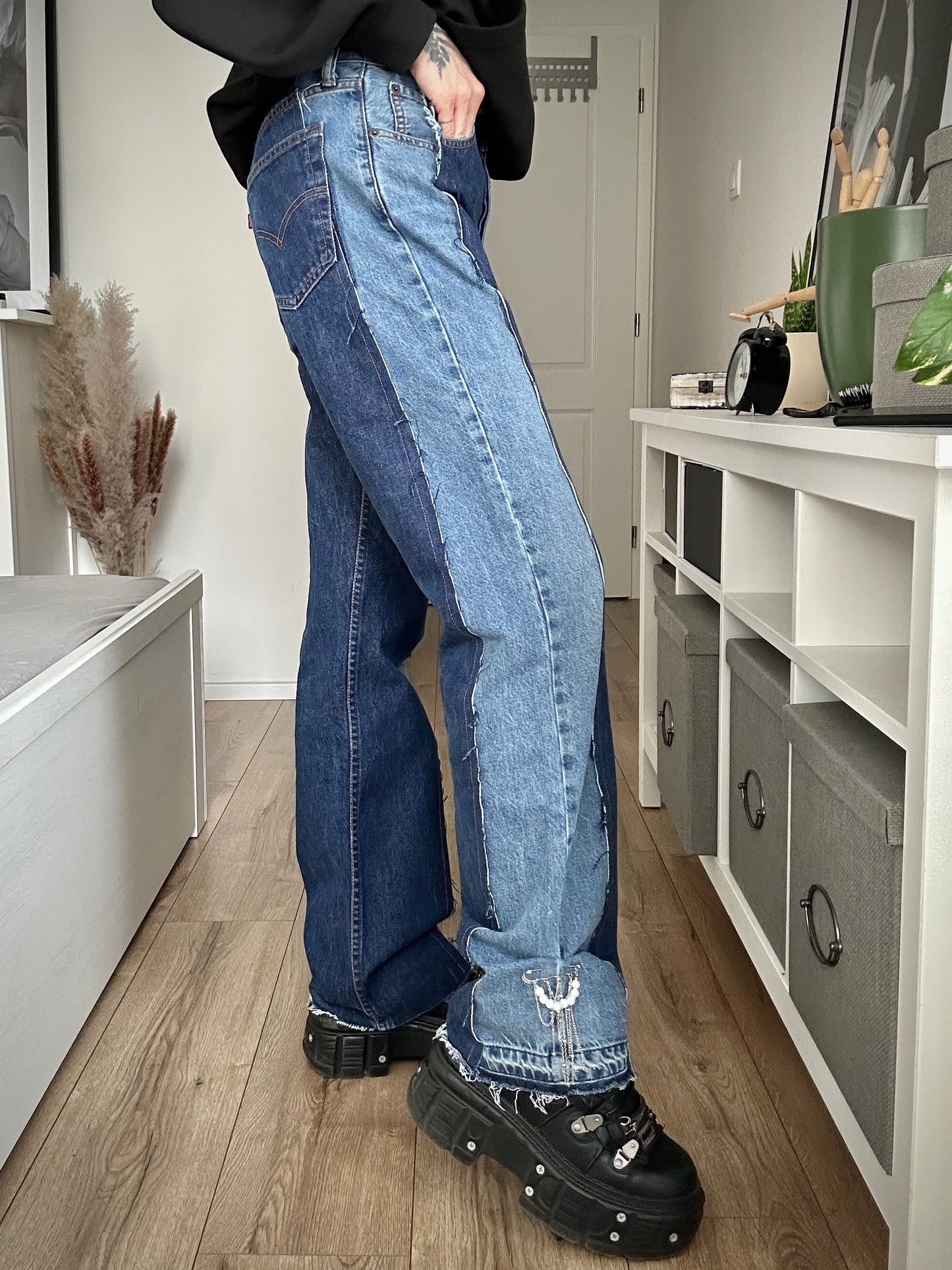 Upcycled jeans BLUE COMA pearls