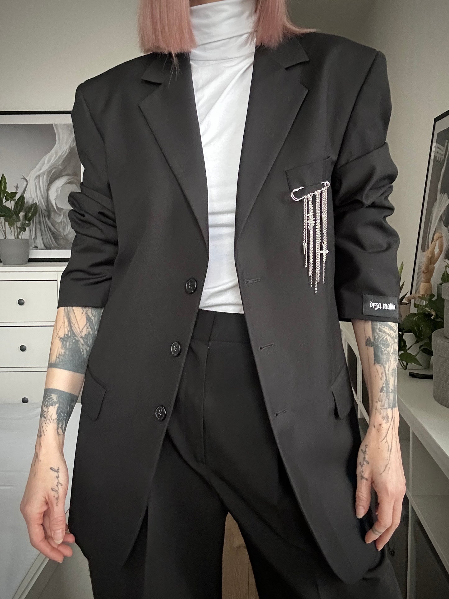 Upcycled blazer DARK WIDOW black cross
