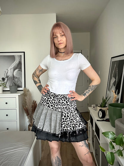 Upcycled skirt DENIM LEO