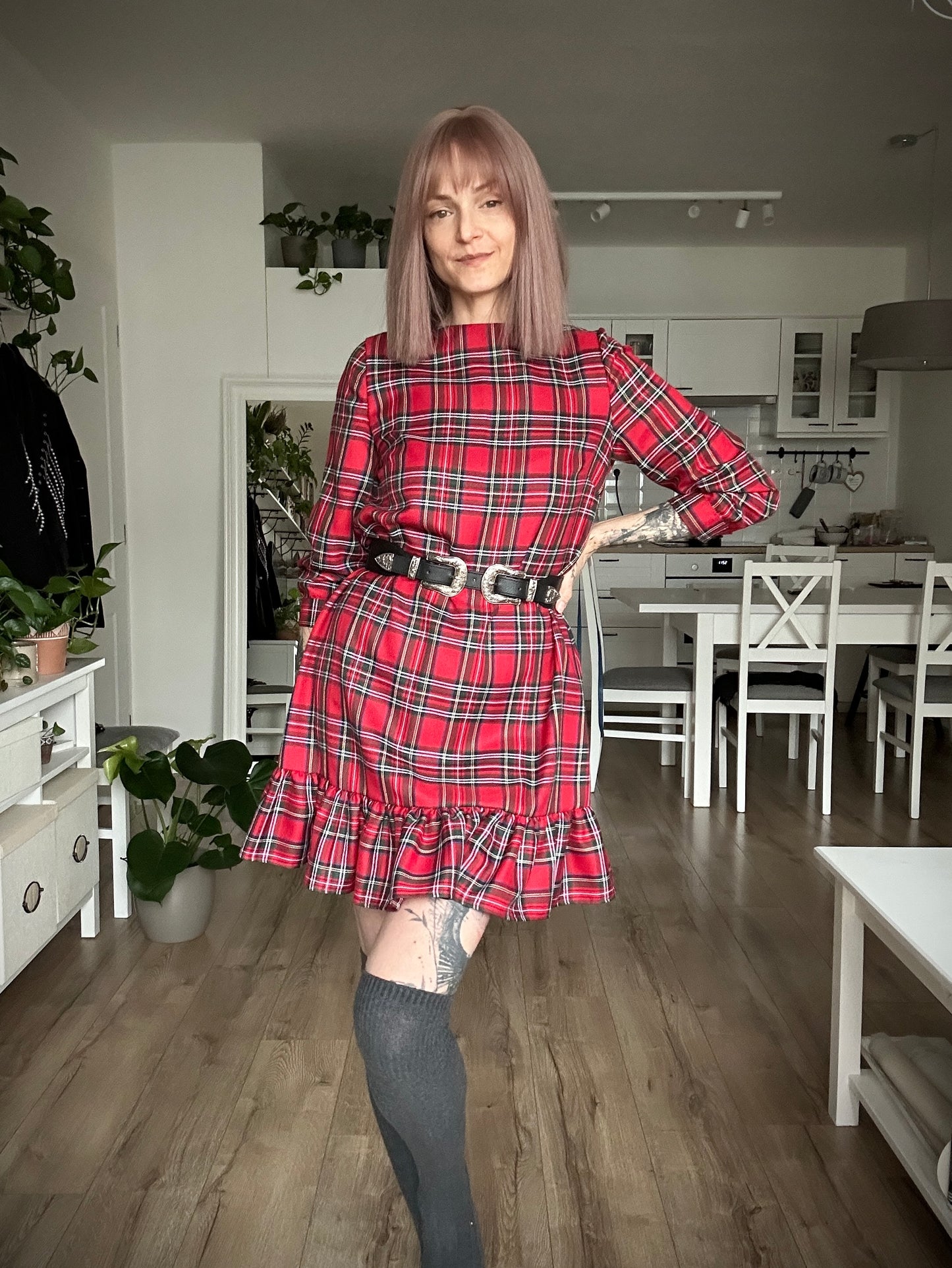 Šaty X-MAS ruffle - SKLADOM