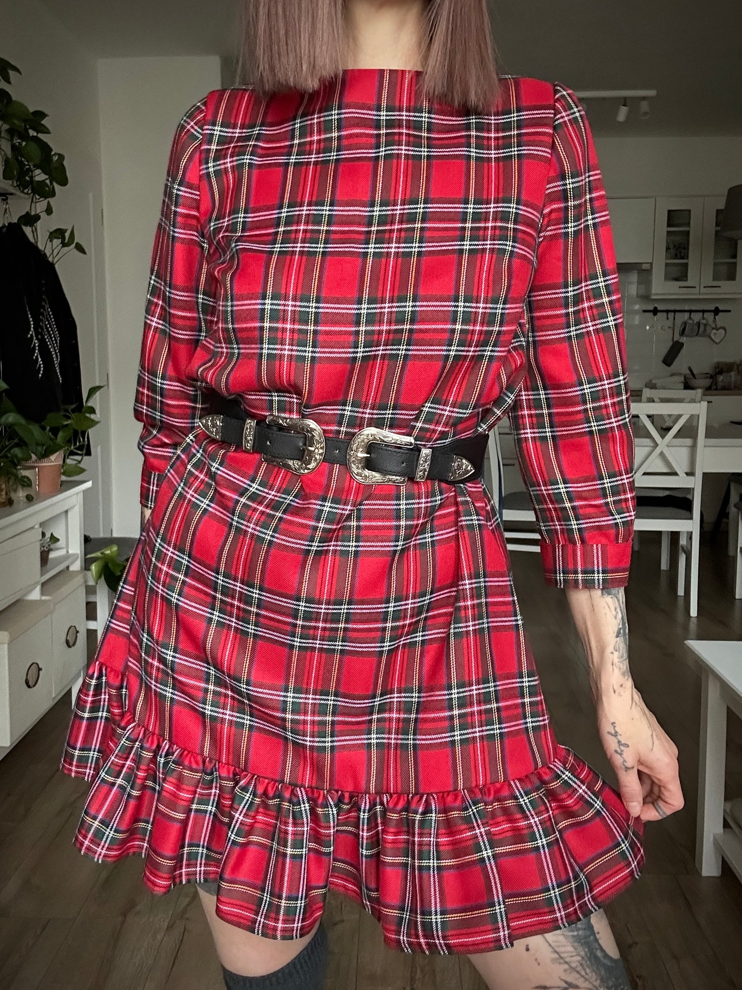 Šaty X-MAS ruffle - SKLADOM