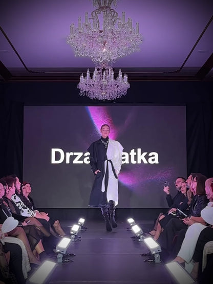 Trenčkot SLEEVES black&white